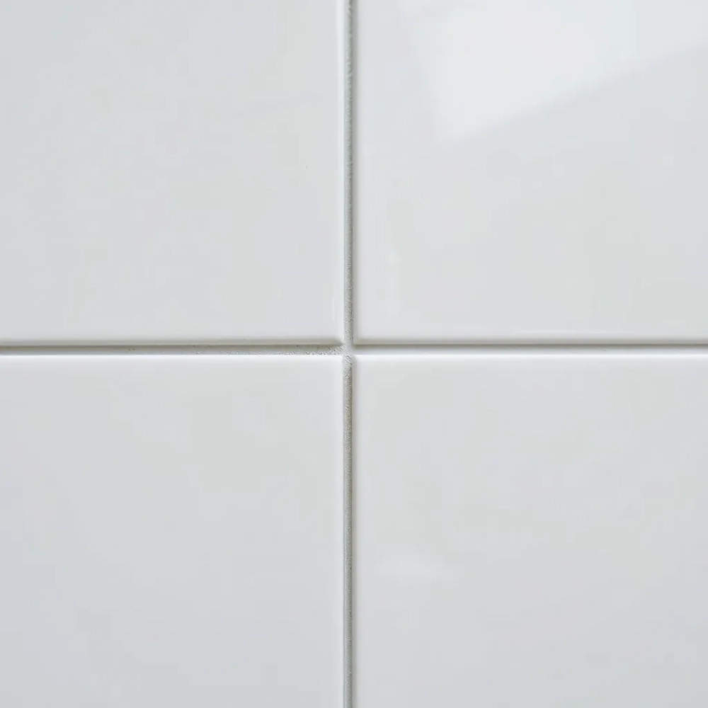 Jak łączyć płytki na narożnikach