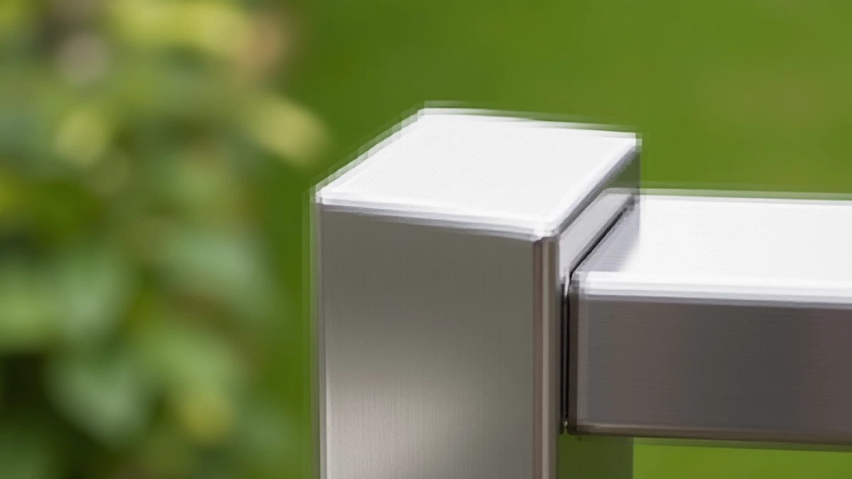 Mocowanie słupka balustrady 70x70