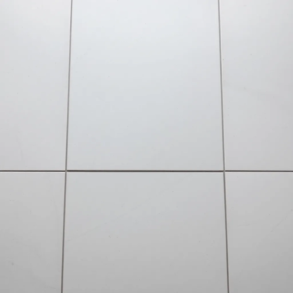 Płytki w odpływie liniowym