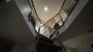 balustrada na schody do sufitu