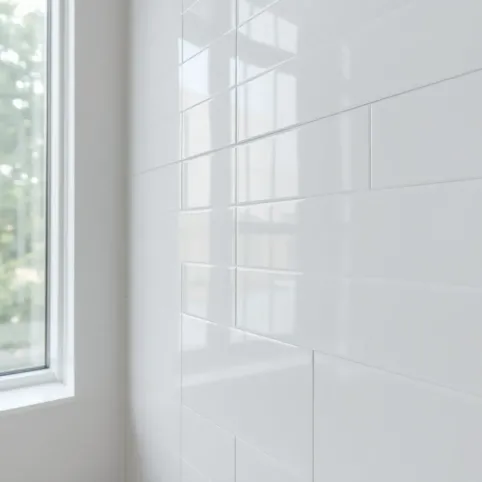 Białe płytki ścienne do kuchni