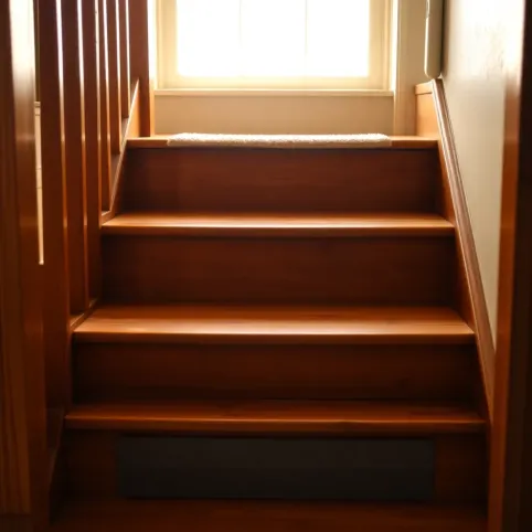 Co na śliskie schody wewnętrzne