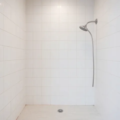 Co najpierw płytki czy prysznic