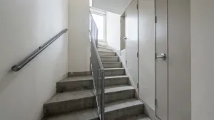 Czy Klatka Schodowa Wlicza Się Do Powierzchni Użytkowej