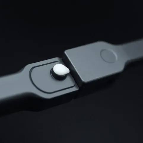 Czym smarować ogranicznik drzwi w samochodzie