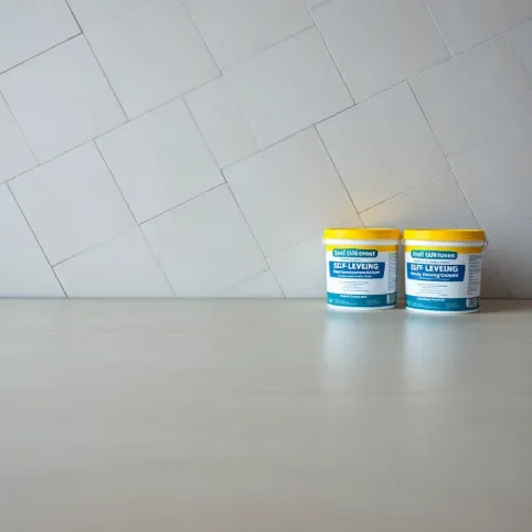 Czym wyrównać podłoże pod płytki