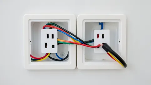 jak podłączyć wyłącznik schodowy podwójny