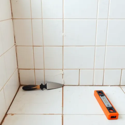 Jak położyć płytki na płytki