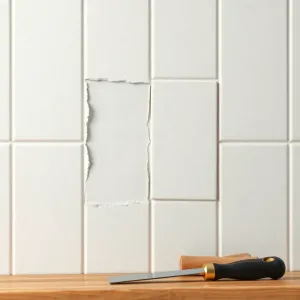 Jak usunąć płytki ze ściany