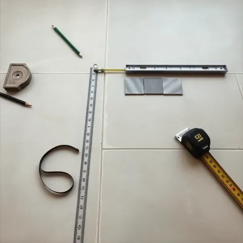 Jak zacząć układać płytki na podłodze