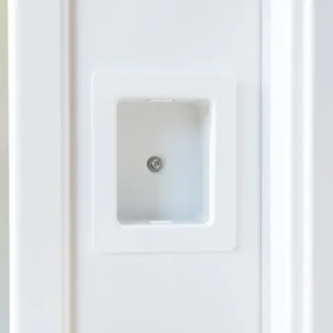 jak zamontować klamkę w drzwiach balkonowych