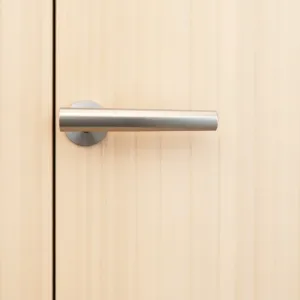 Jaka klamka do drzwi lewych