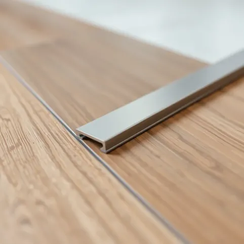 Listwa łącząca panele z płytkami