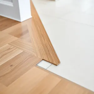 Listwa łącząca panele z płytkami elastyczna