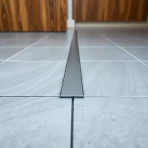 Listwa łącząca płytki z panelami