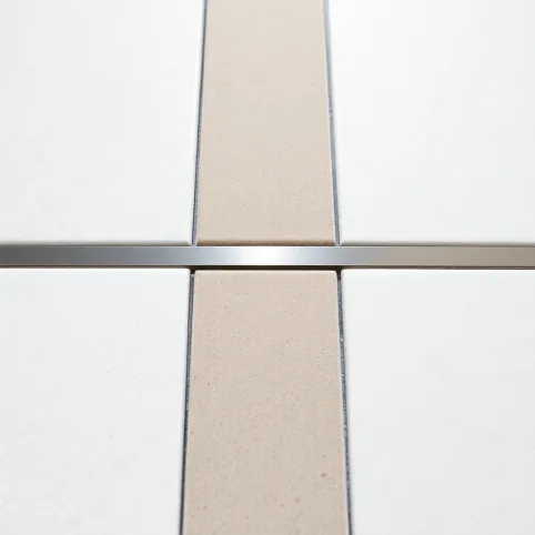 Listwa łącząca płytki z płytkami