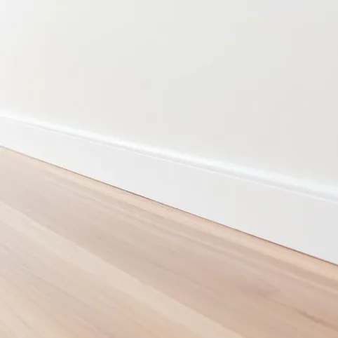 Listwa maskująca podłogowa