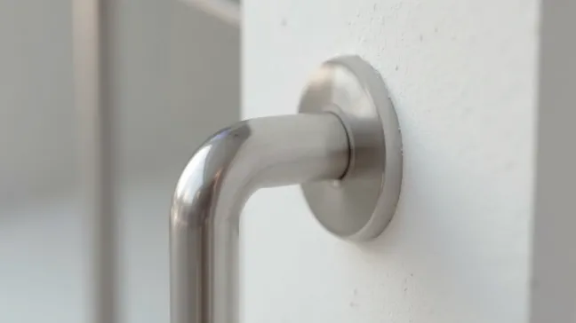 Mocowanie boczne słupka balustrady