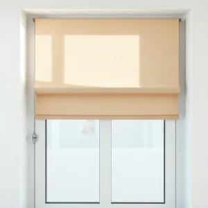 Montaż rolety na drzwi balkonowe