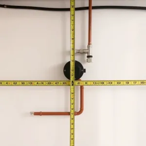 Na jakiej wysokości rozdzielacz do podłogówki