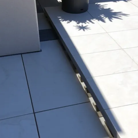 Płytki na taras bez kleju cena