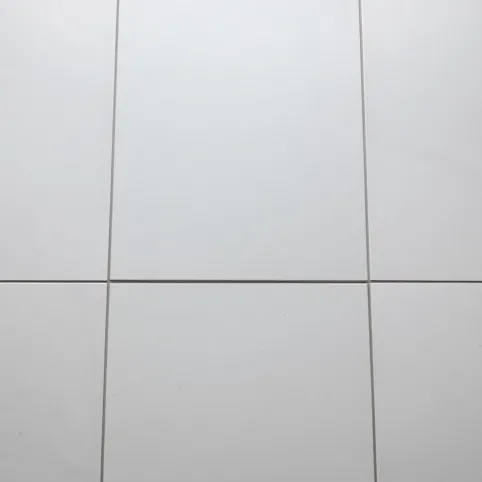 Płytki w odpływie liniowym