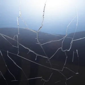 Porysowane drzwi samochodu koszt naprawy