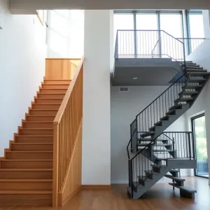 Schody jednobiegowe a dwubiegowe