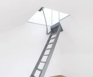 Schody strychowe z montażem