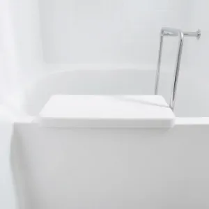 Stopień do wanny z poręczą