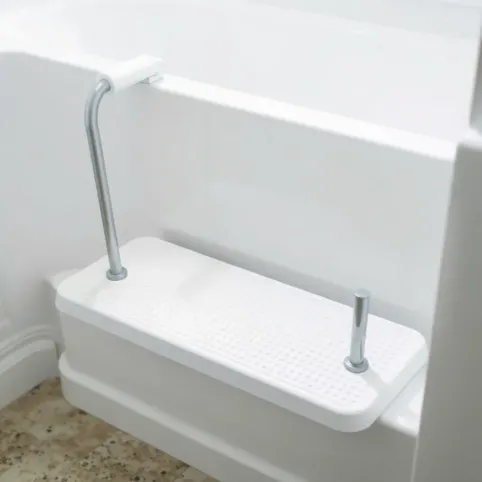 stopień z poręczą  schodek do wanny antypoślizgowy
