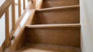 wysokość poręczy schodów