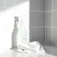 Czym odtłuścić płytki przed silikonem