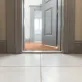 Jak zamontować próg w drzwiach wejściowych